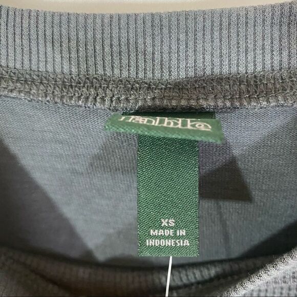 Wild Fable Women’s Crew Neck Waffle Knit Long Sleeve Sweatshirt - Picture 4 of 7